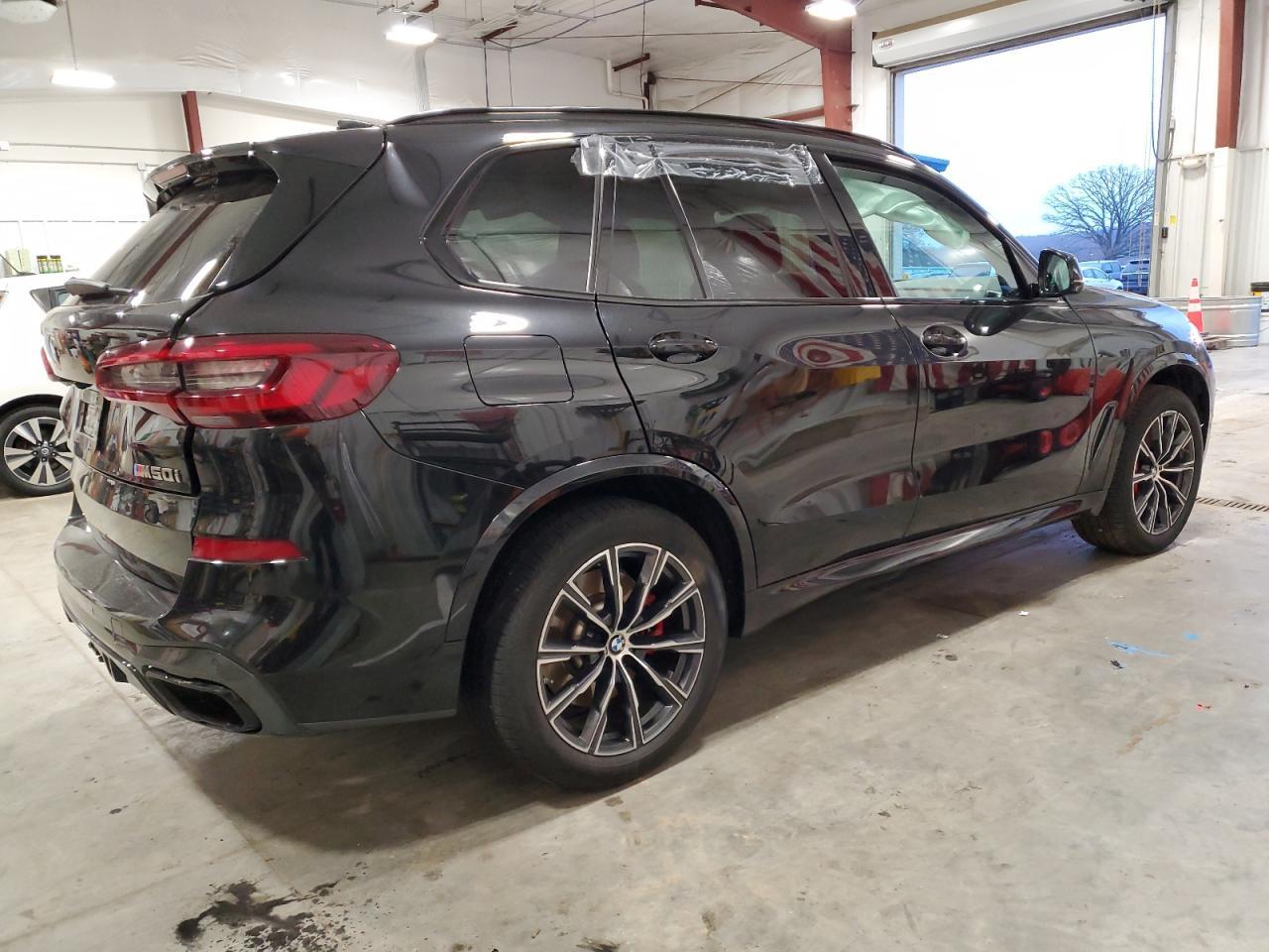 2021 BMW X5 M50I - Фото 3