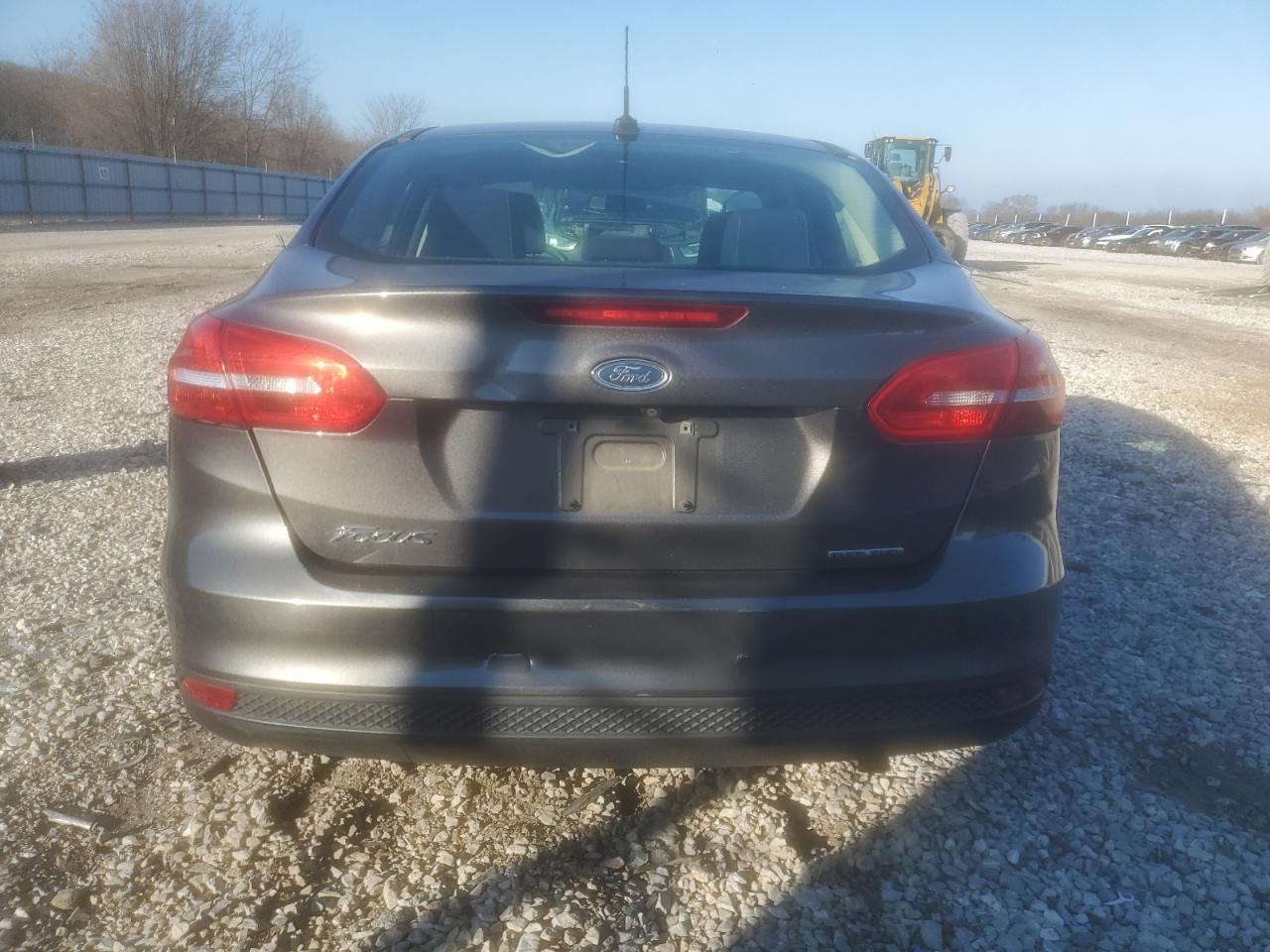 2016 Ford Focus S - Фото 6