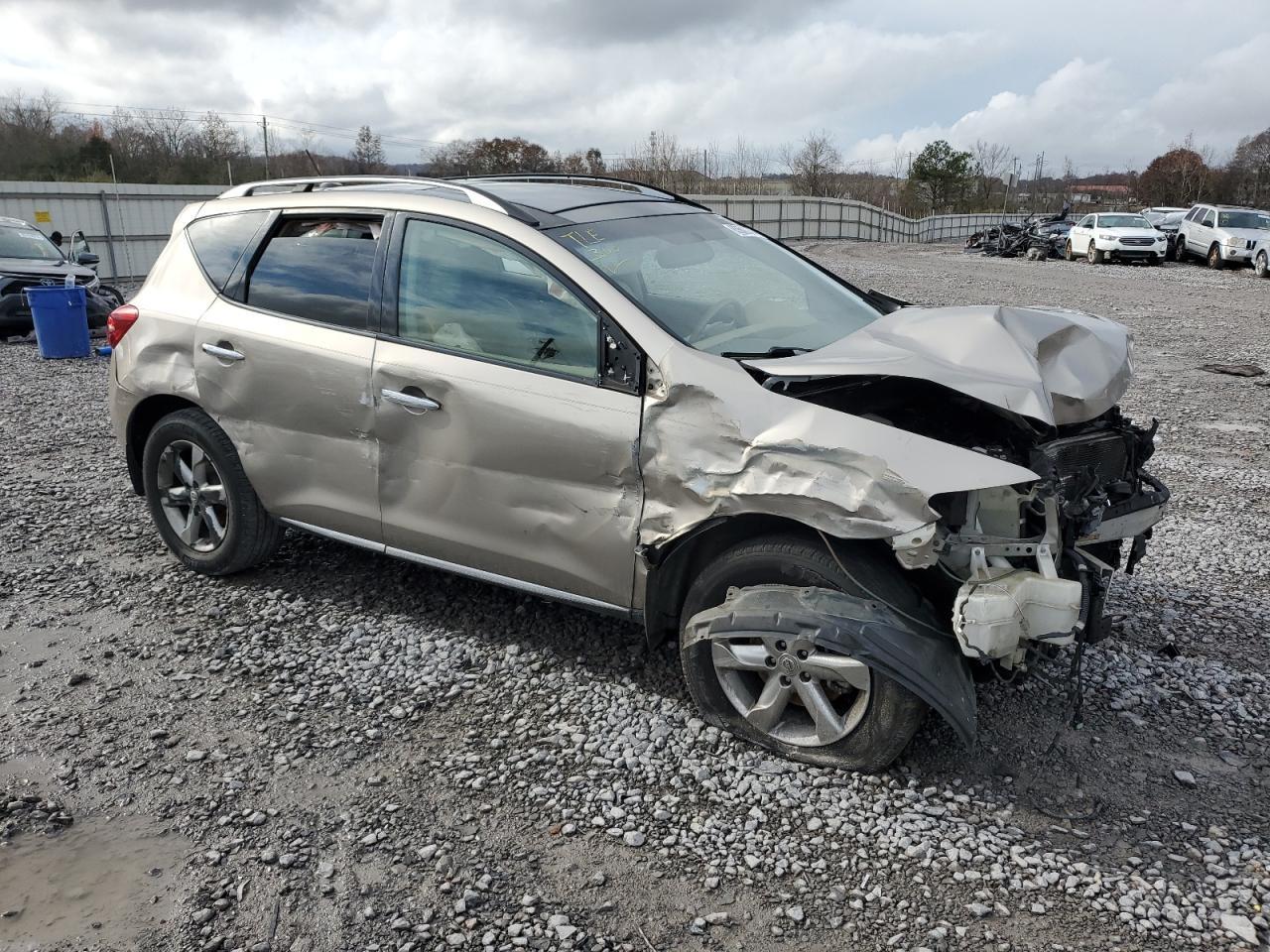 2010 Nissan Murano S - Фото 4
