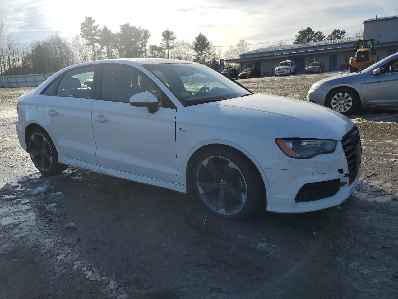 2016 Audi A3 Premium - Фото 4
