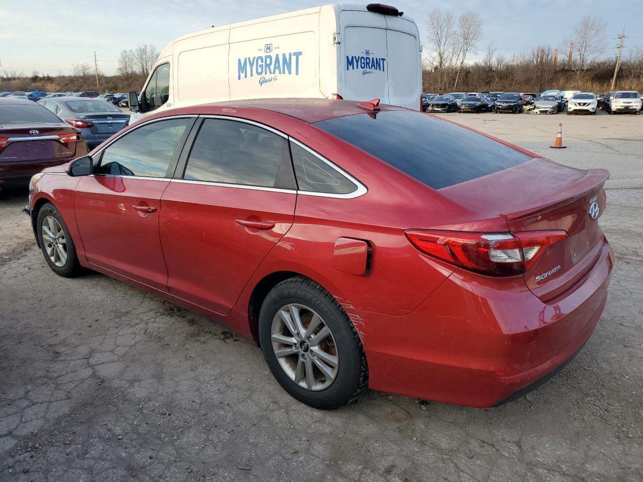 2017 Hyundai Sonata Se - Фото 2