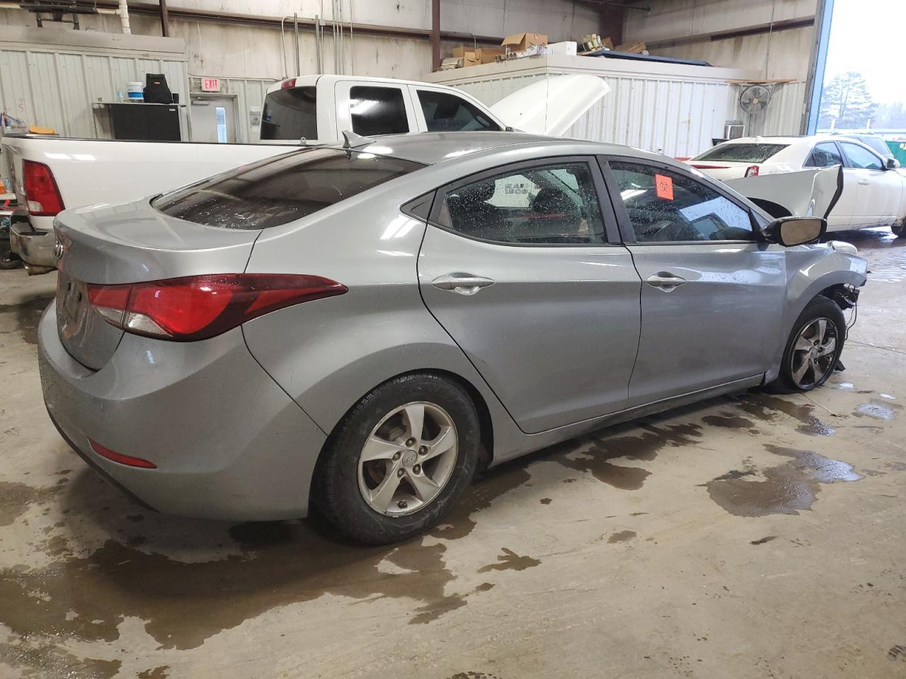 2014 Hyundai Elantra Se - Фото 3
