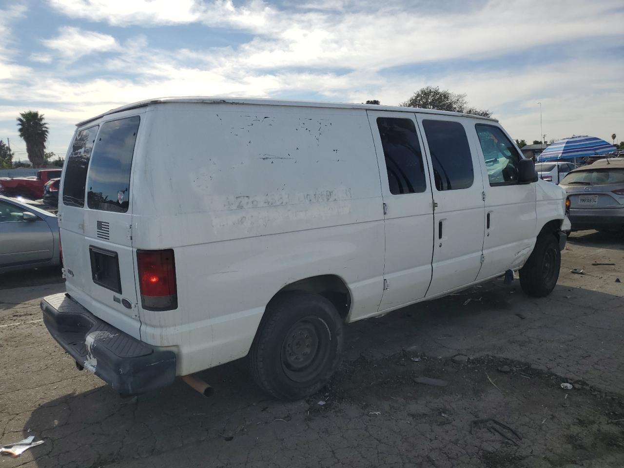 2009 Ford Econoline E150 Van - Фото 3