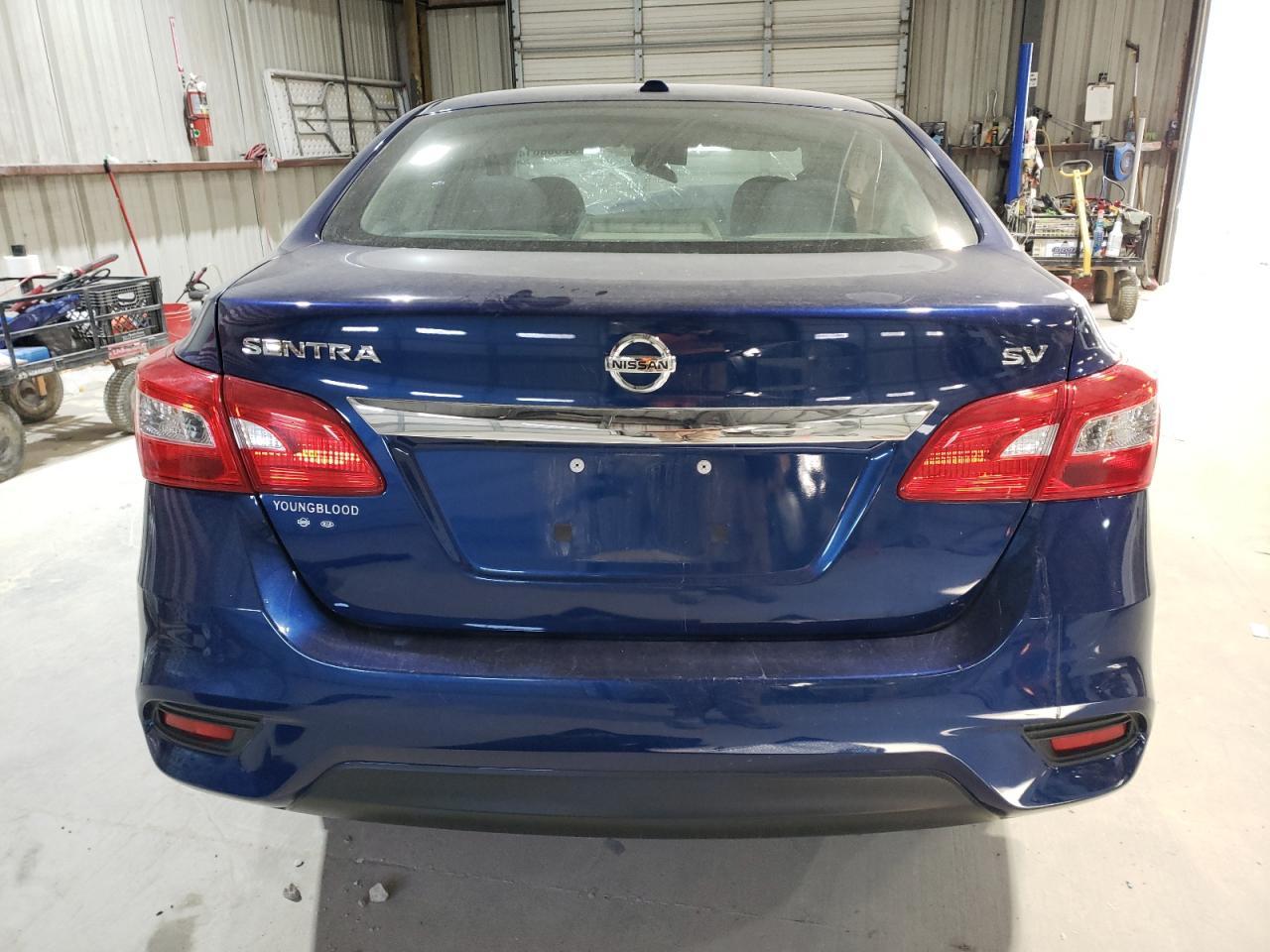 2019 Nissan Sentra S - Фото 6