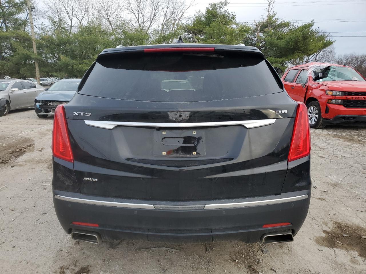 2018 Cadillac Xt5 Premium Luxury - Image 6