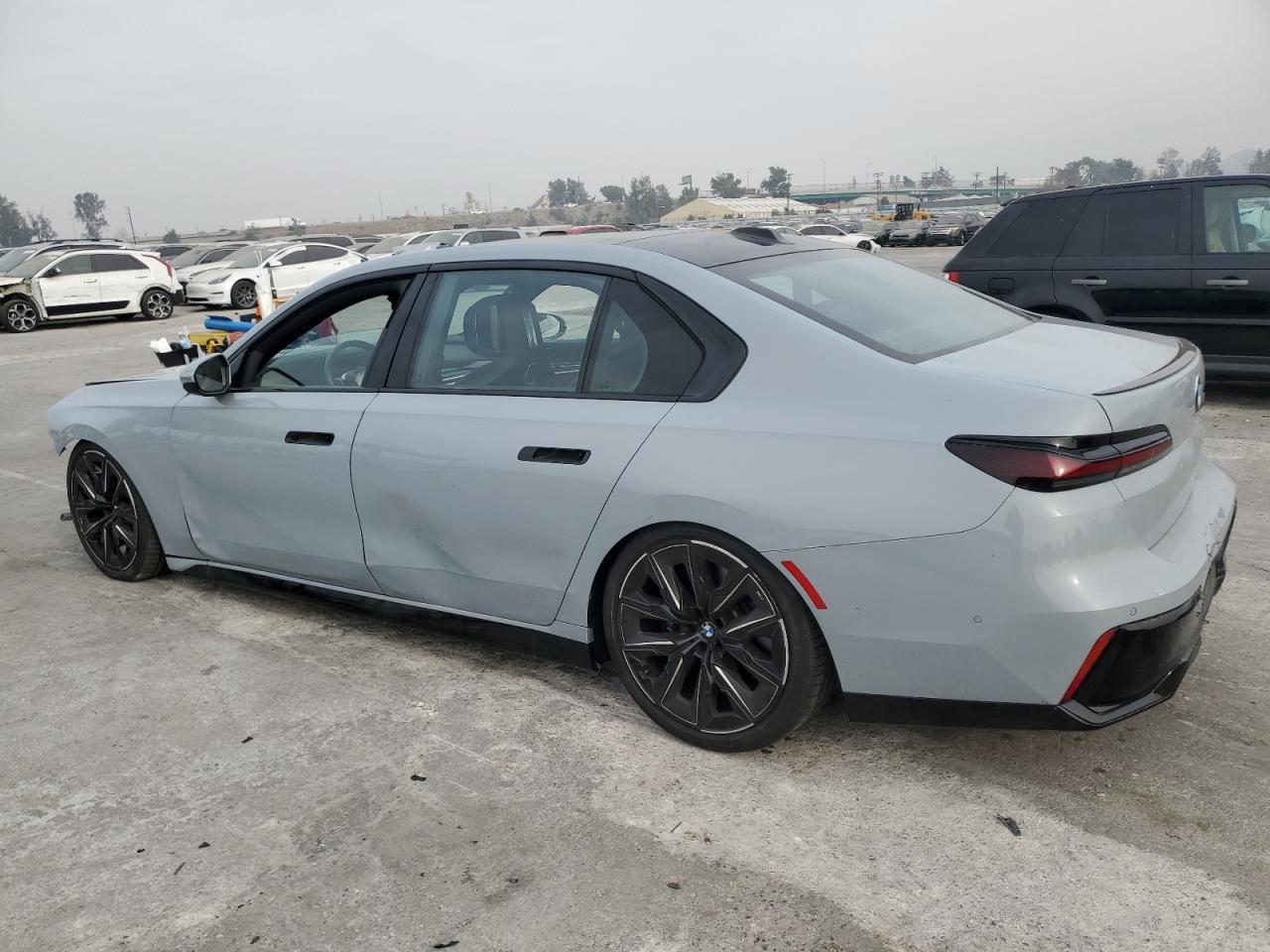 2023 BMW 740 I - Фото 2