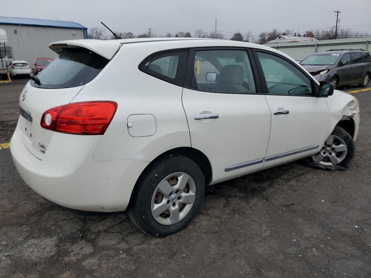 2011 Nissan Rogue S - Фото 3