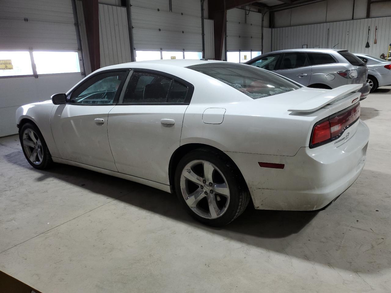 2013 Dodge Charger Sxt - Фото 2