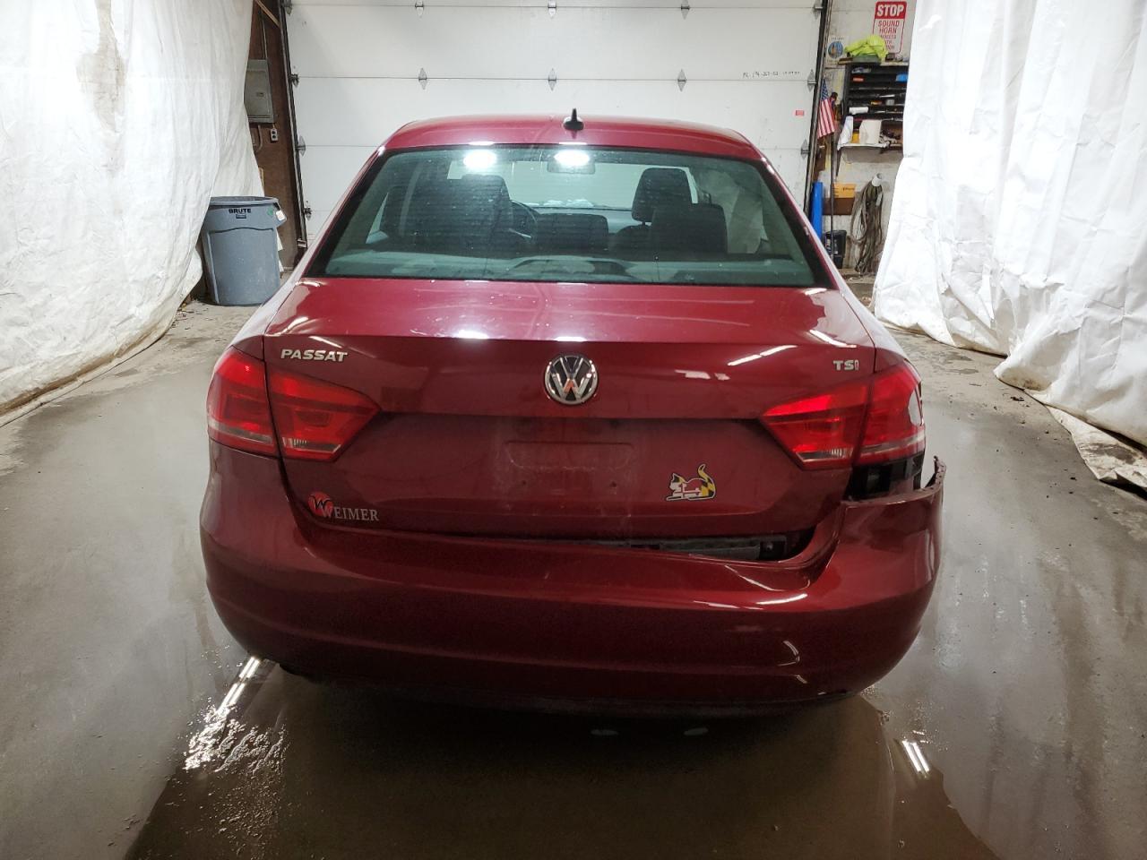 2015 Volkswagen Passat S - Image 6