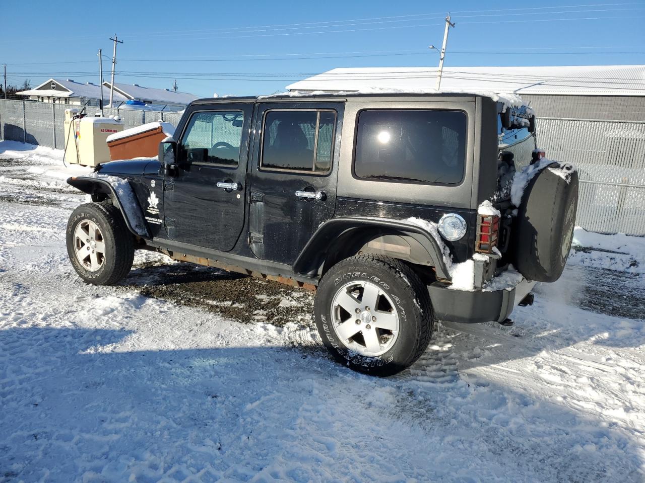 2011 Jeep Wrangler Unlimited Sahara - Фото 2