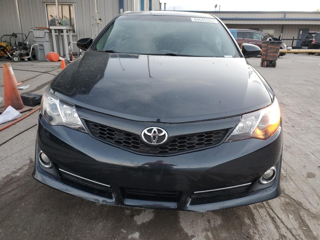 2014 Toyota Camry L - Фото 5