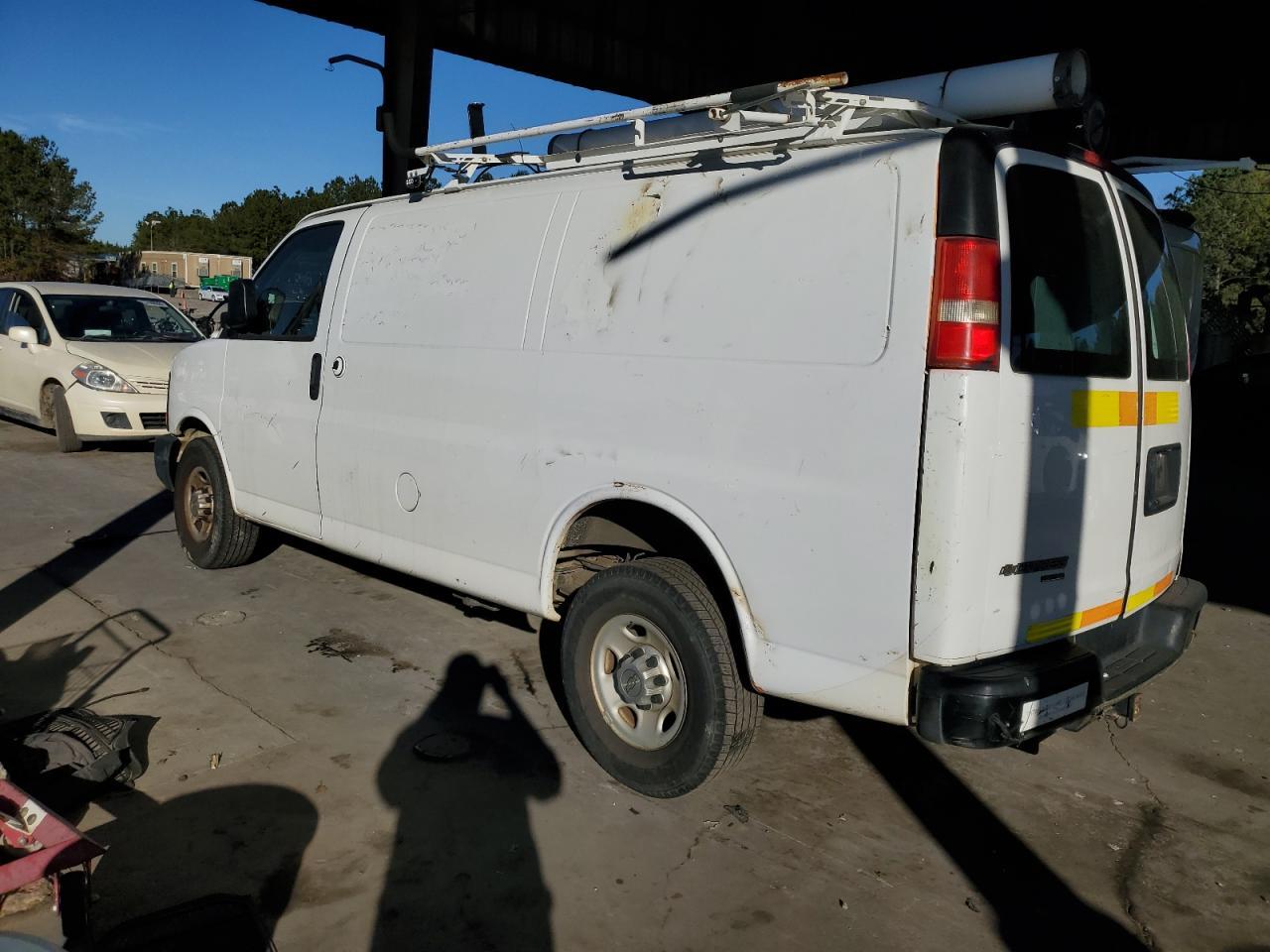 2013 Chevrolet Express G2500 - Фото 2
