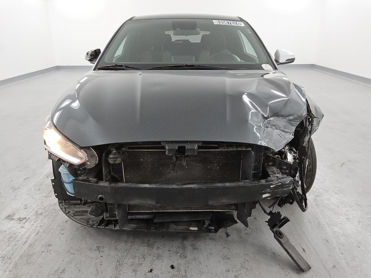 2019 Hyundai Veloster Base - Фото 5