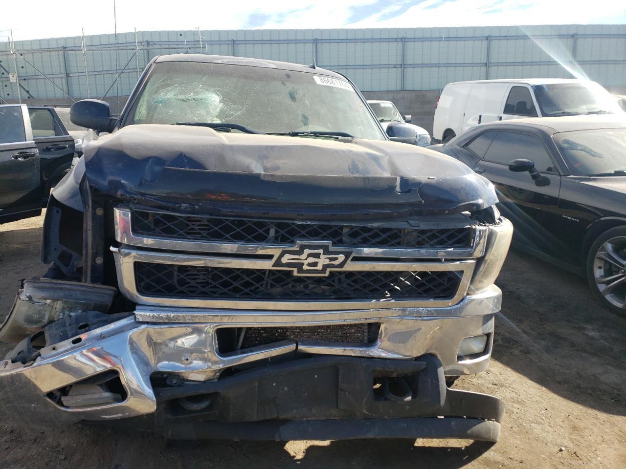 2011 Chevrolet Silverado K2500 Heavy Duty Ltz - Image 5