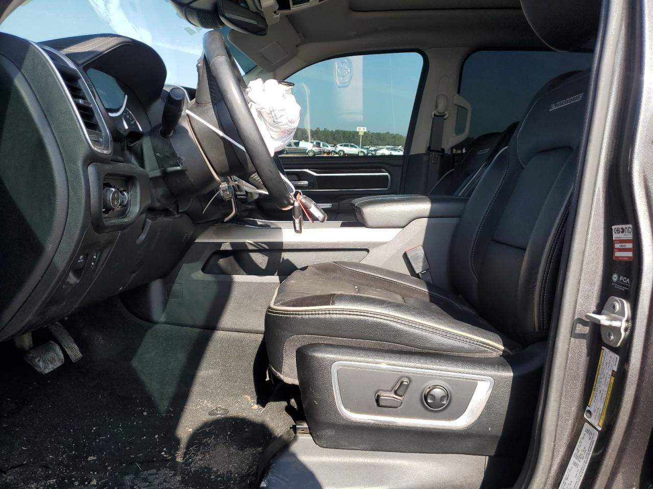 2022 Ram 1500 Laramie - Фото 7