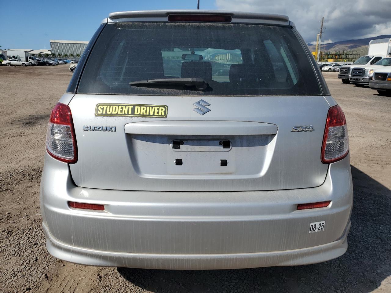 2012 Suzuki Sx4 - Image 6
