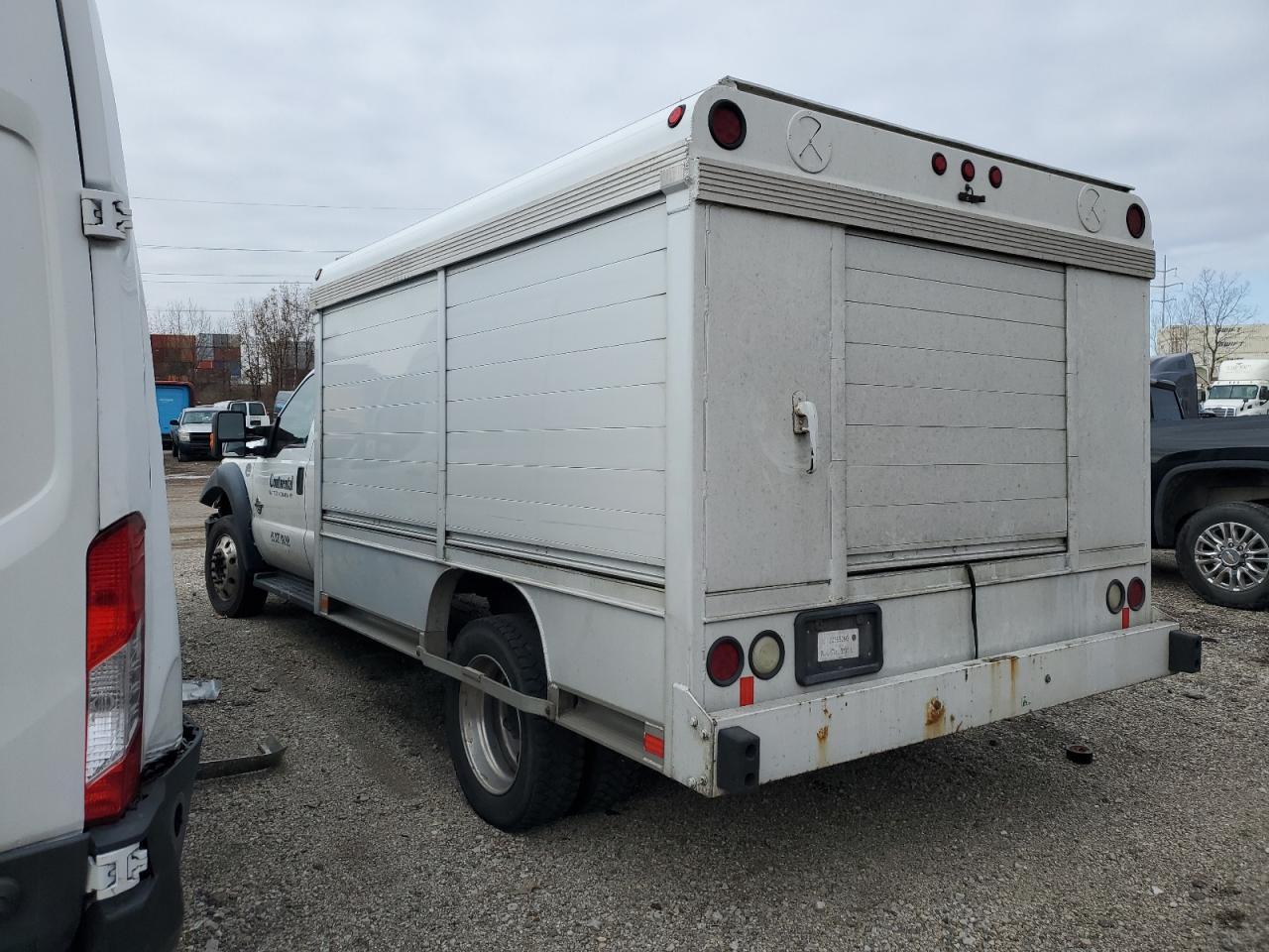 2016 Ford F550 Super Duty - Image 2