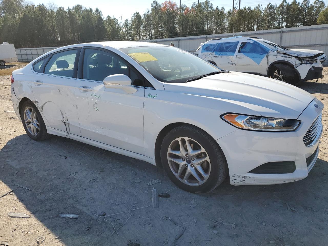 2015 Ford Fusion Se - Фото 4