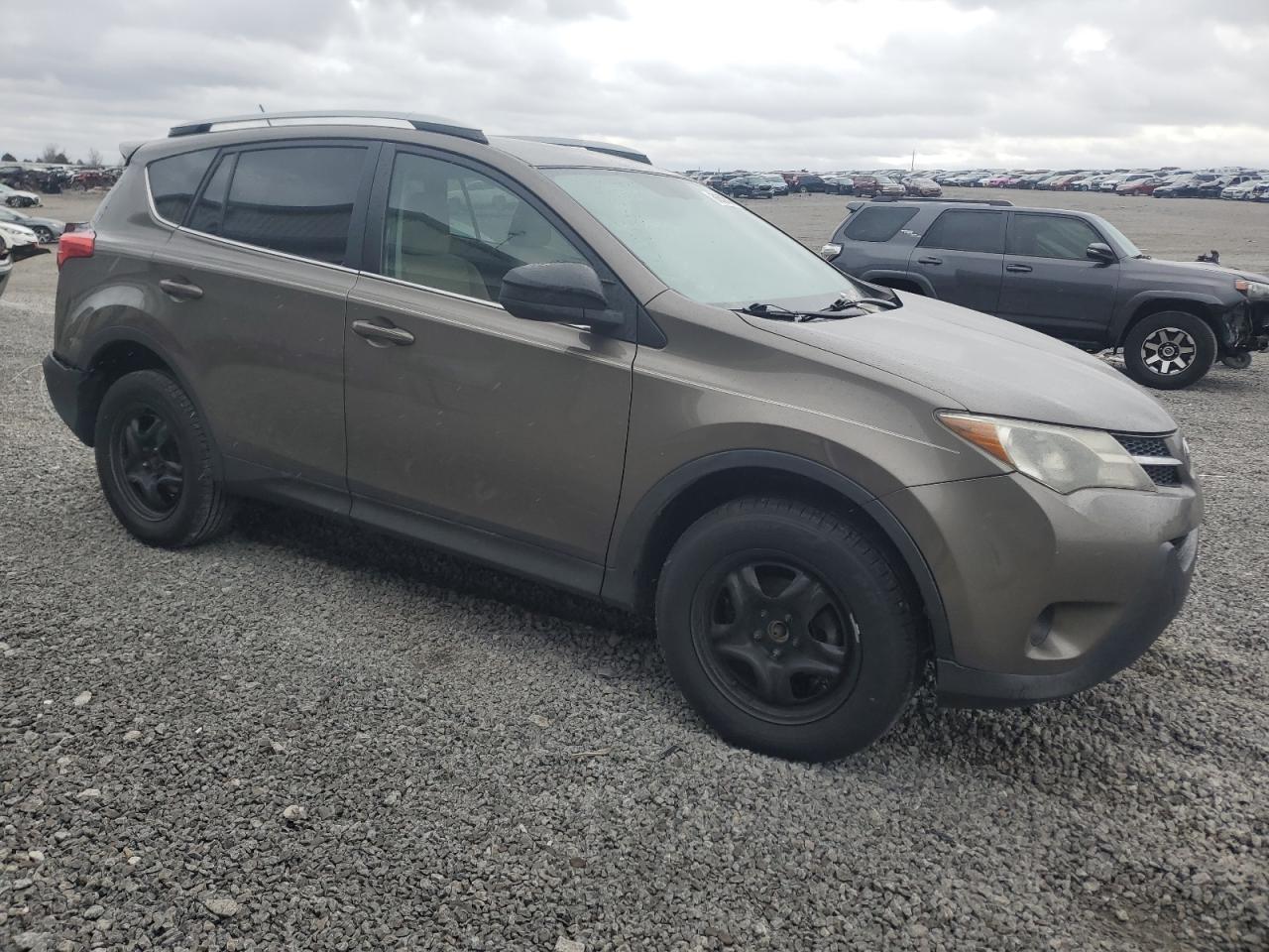 2013 Toyota Rav4 Le - Image 4