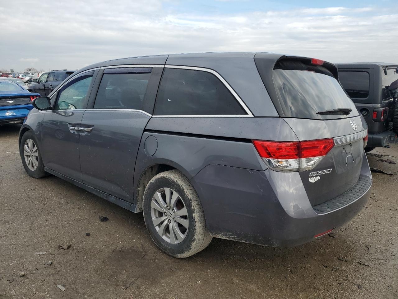 2016 Honda Odyssey Exl - Фото 2