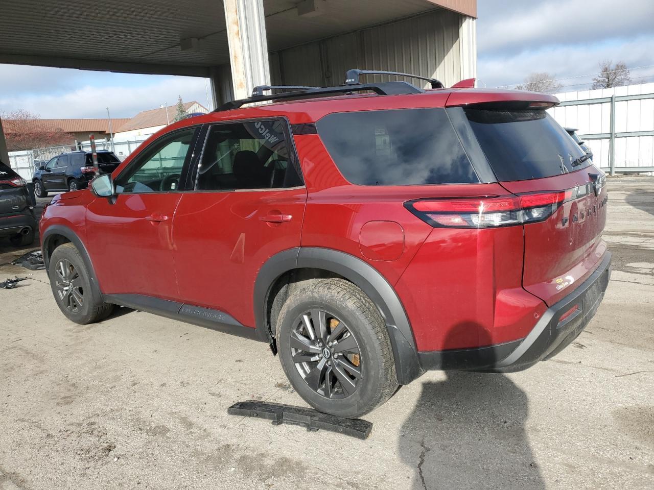 2022 Nissan Pathfinder Sv - Фото 2