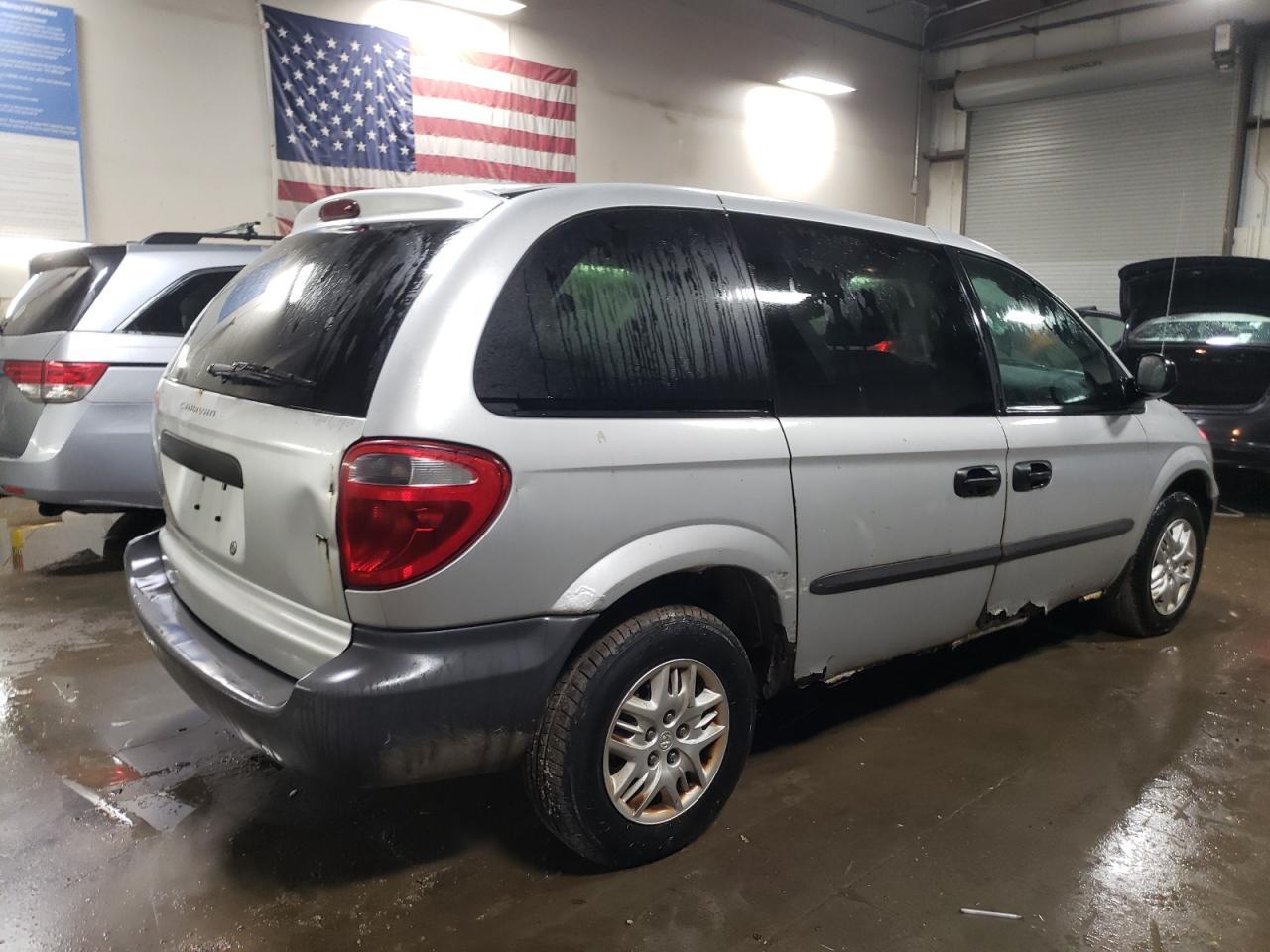 2004 Dodge Caravan Se - Image 3