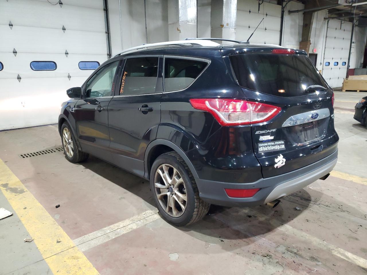 2016 Ford Escape Titanium - Фото 2