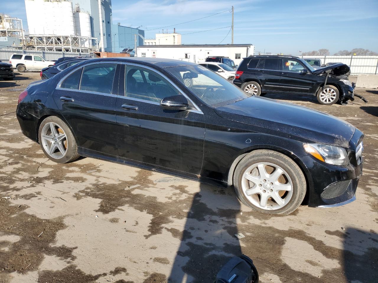 2018 Mercedes-Benz C 300 4Matic - Фото 4