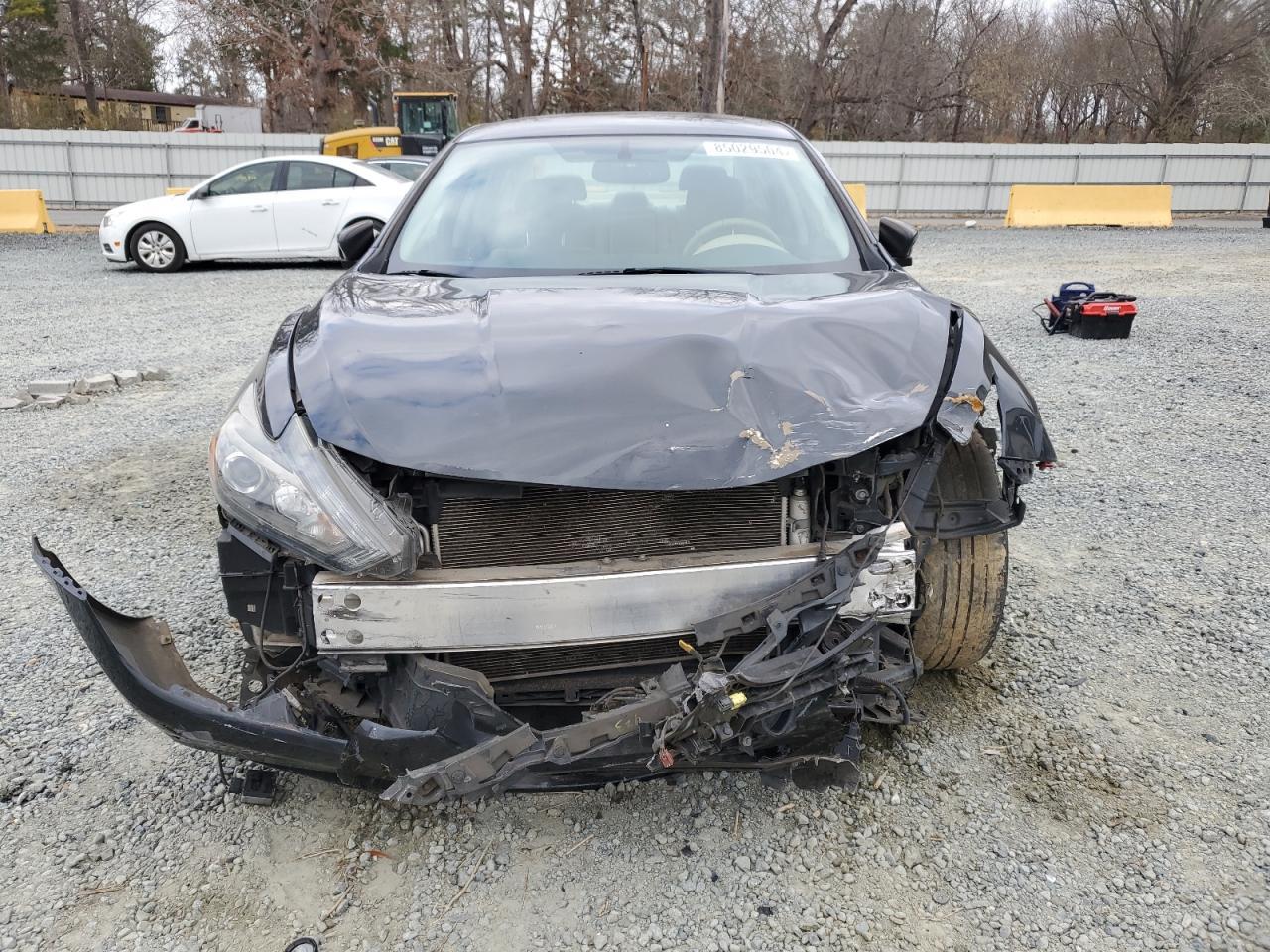2016 Nissan Altima 2.5 - Image 5