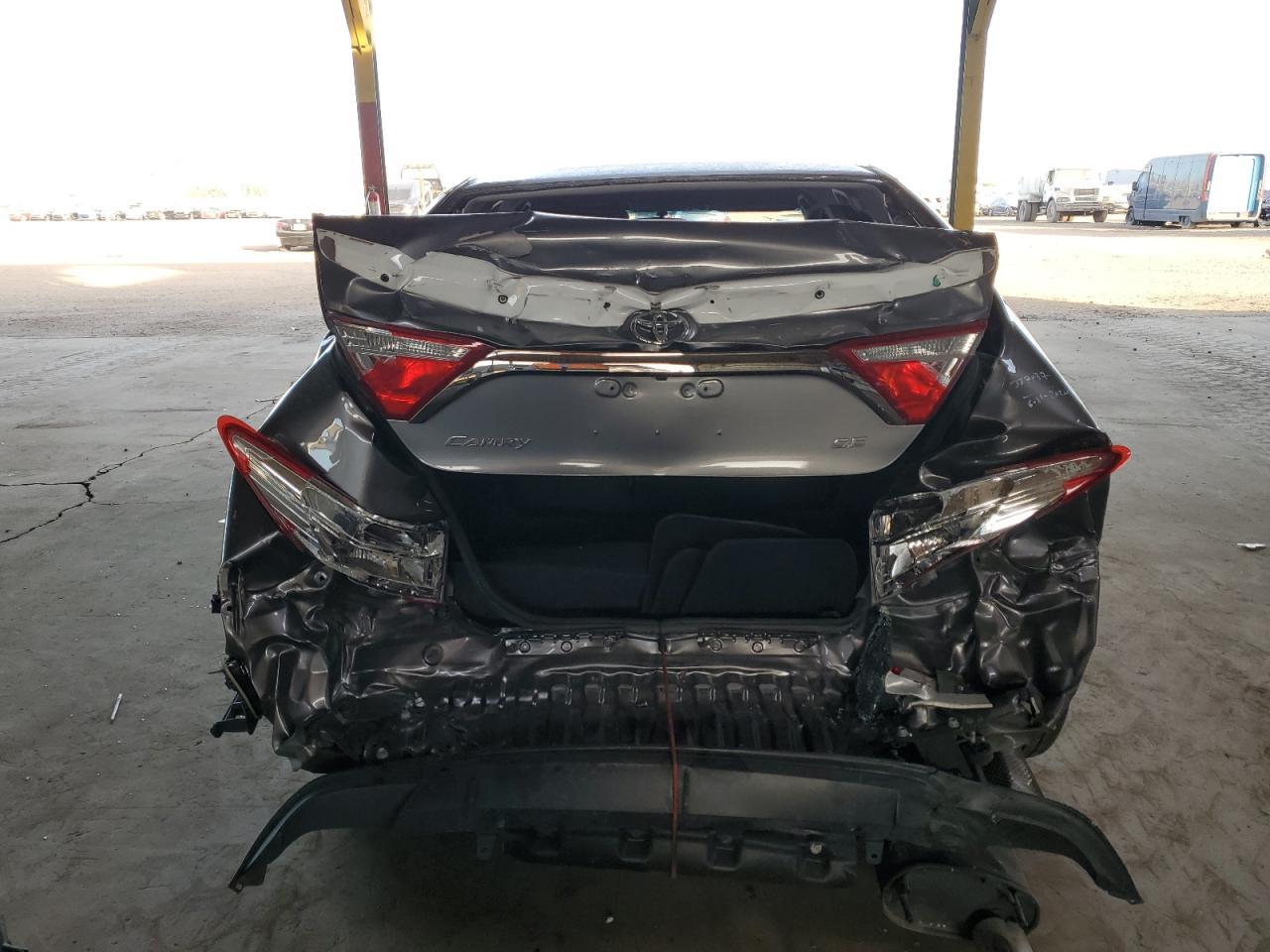 2015 Toyota Camry Le - Фото 6