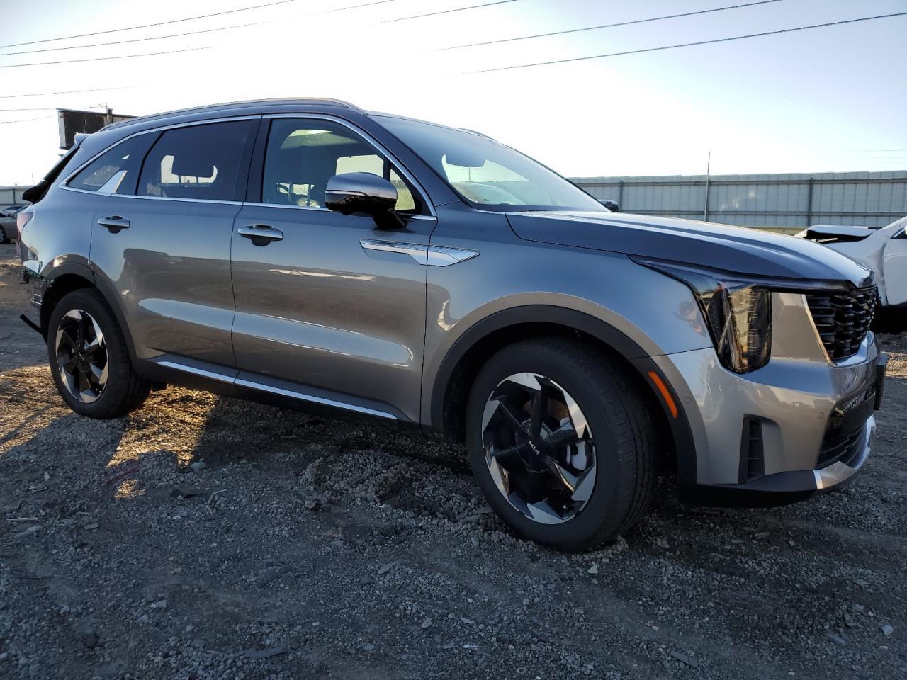 2025 Kia Sorento Sxp - Фото 4