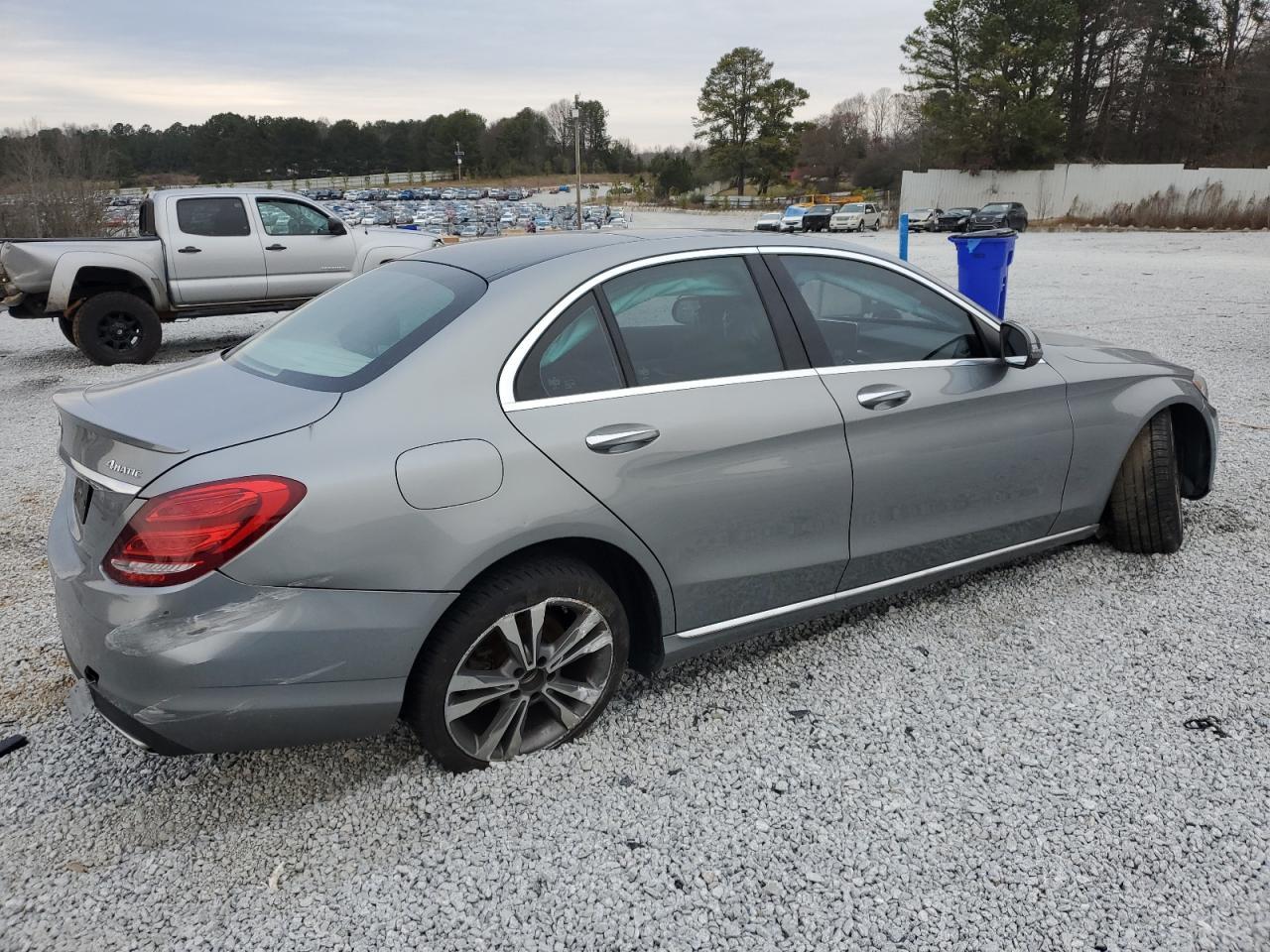 2016 Mercedes-Benz C 300 4Matic - Фото 3