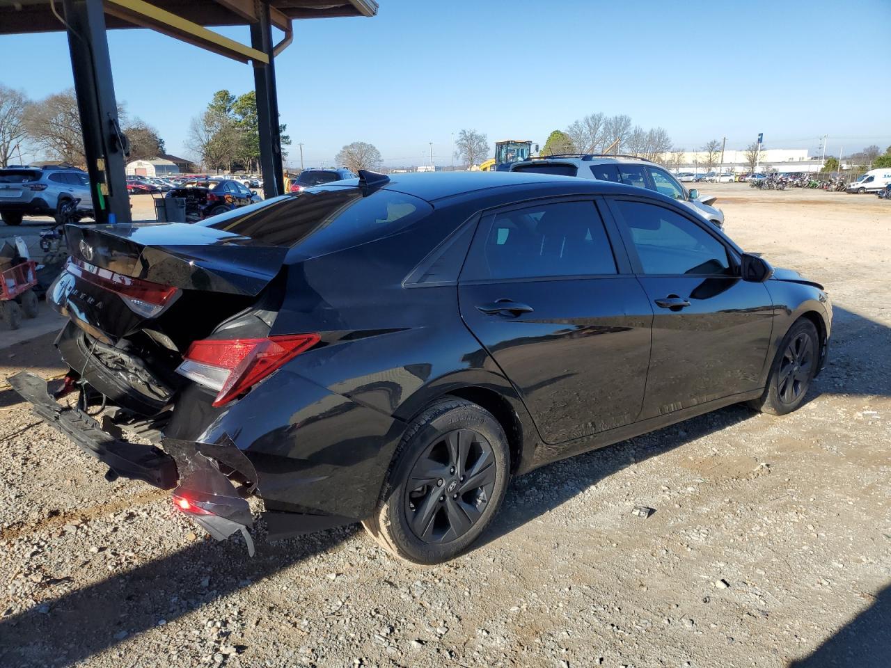 2023 Hyundai Elantra Sel - Фото 3