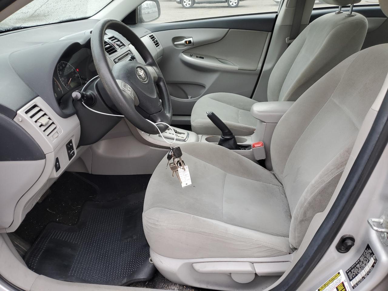 2012 Toyota Corolla Base - Фото 7