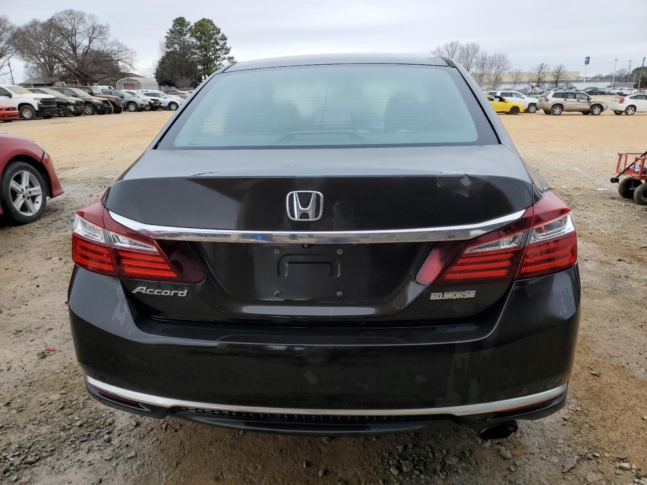 2017 Honda Accord Lx - Фото 6