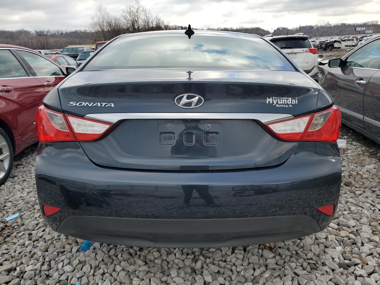 2014 Hyundai Sonata Gls - Image 6
