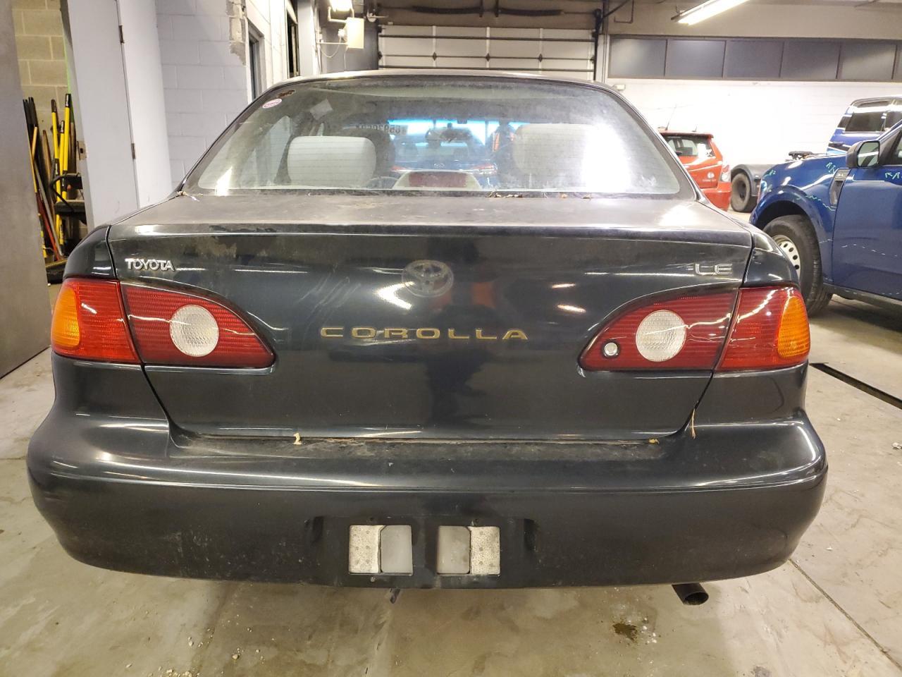 2002 Toyota Corolla Ce - Фото 6