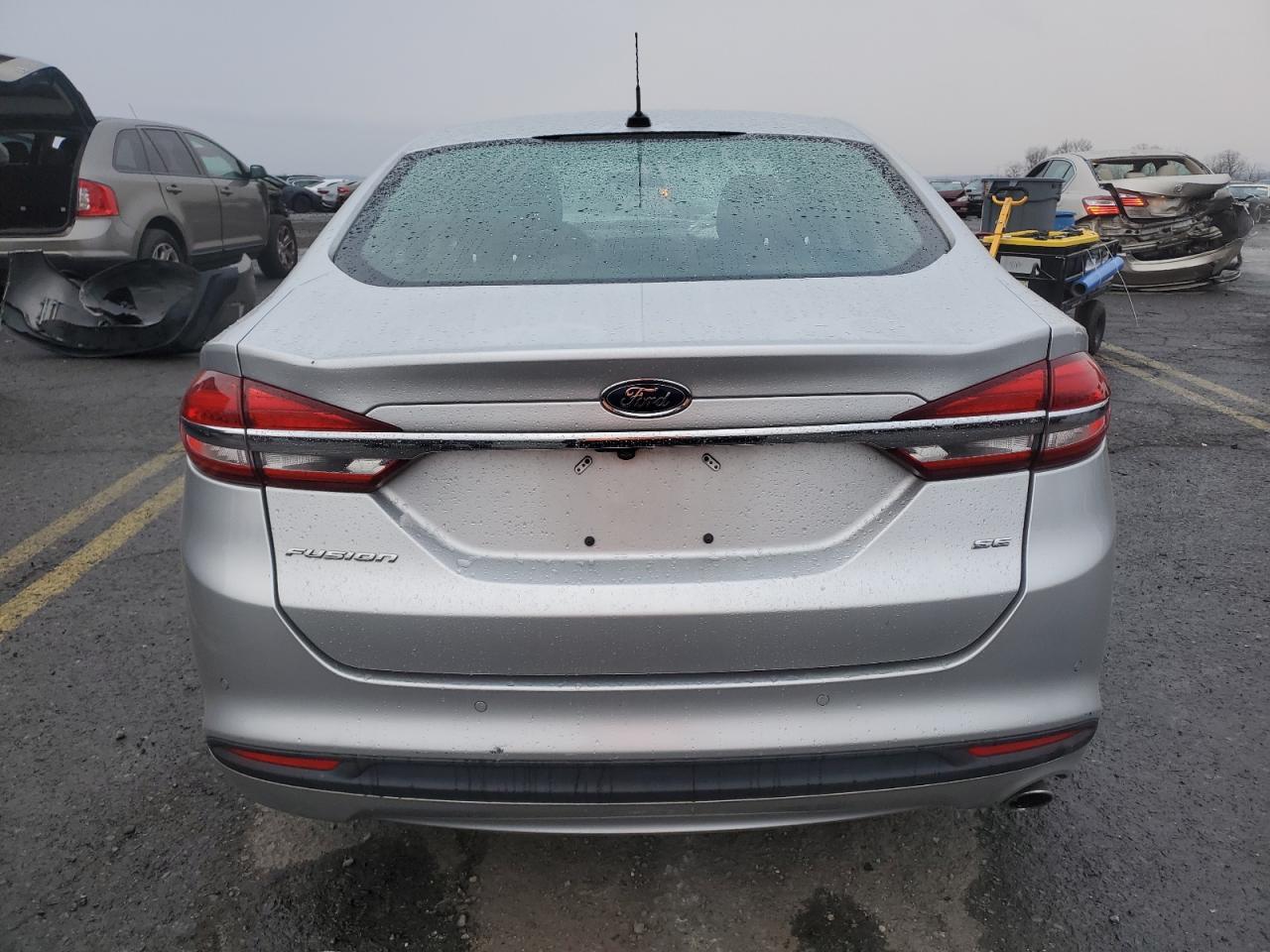 2017 Ford Fusion Se - Image 6