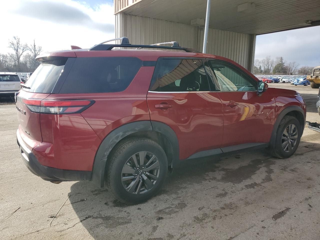 2022 Nissan Pathfinder Sv - Фото 3