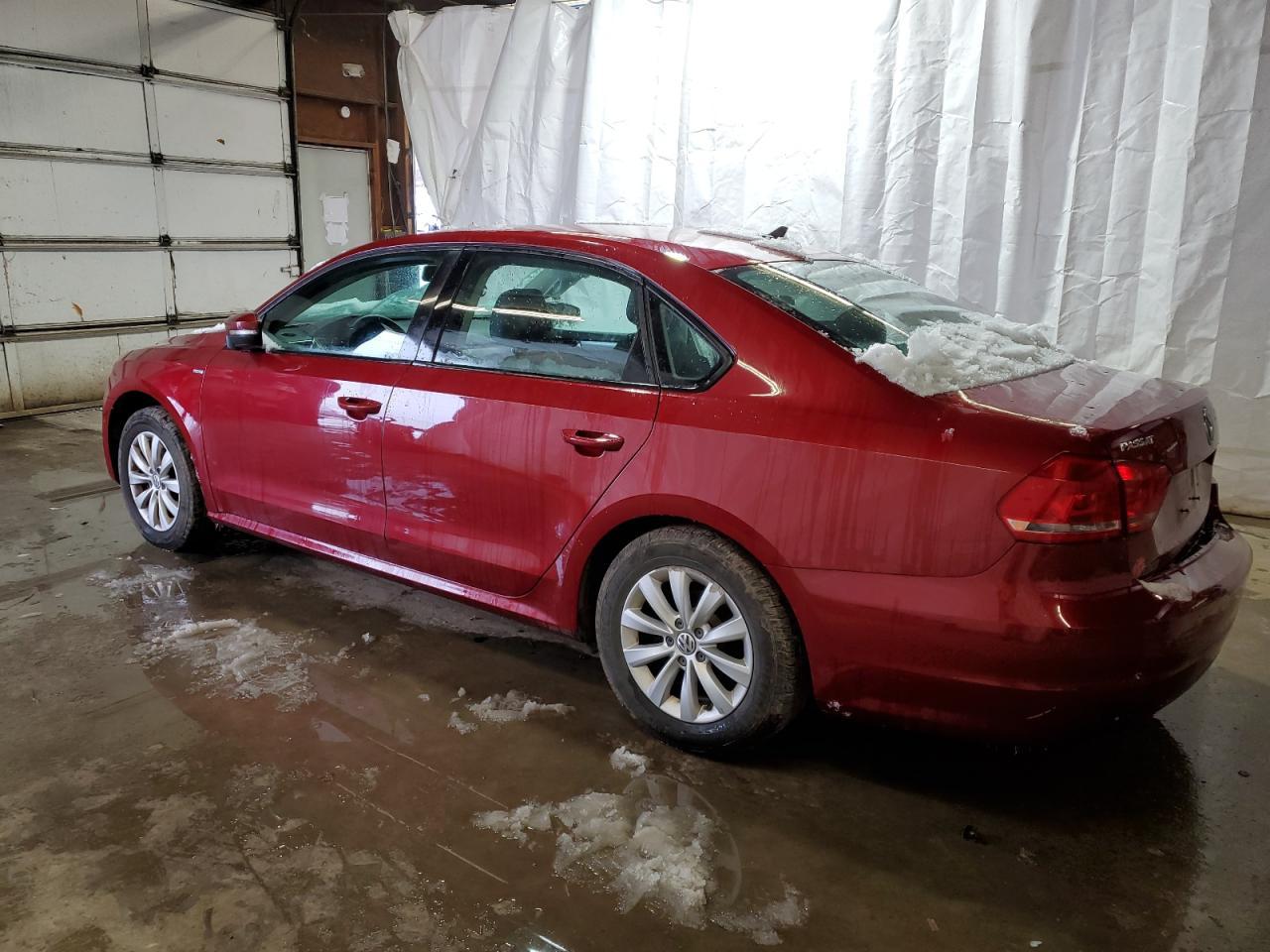 2016 Volkswagen Passat S - Image 2