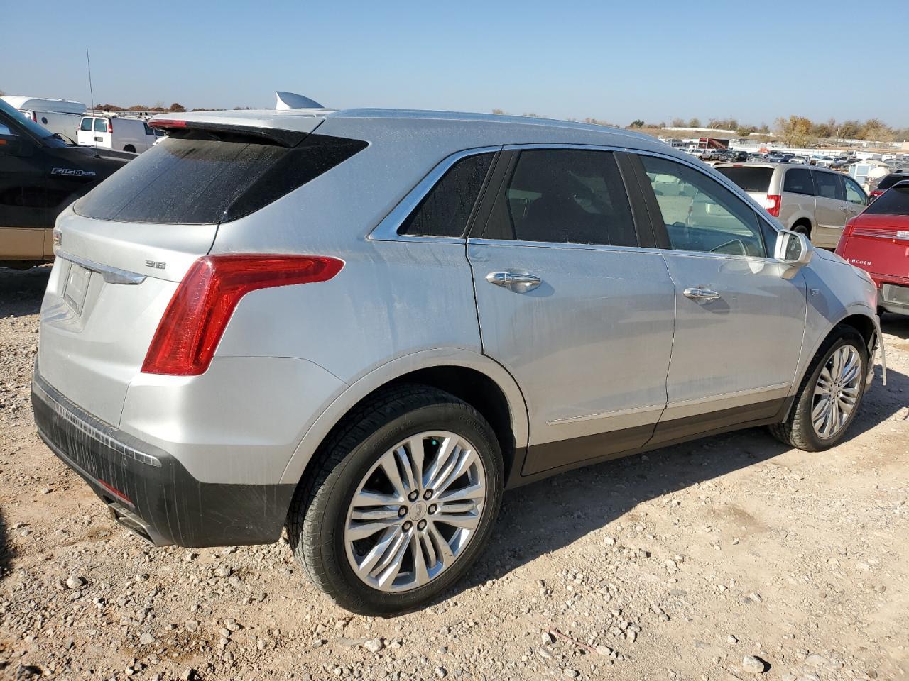 2018 Cadillac Xt5 Premium Luxury - Фото 3