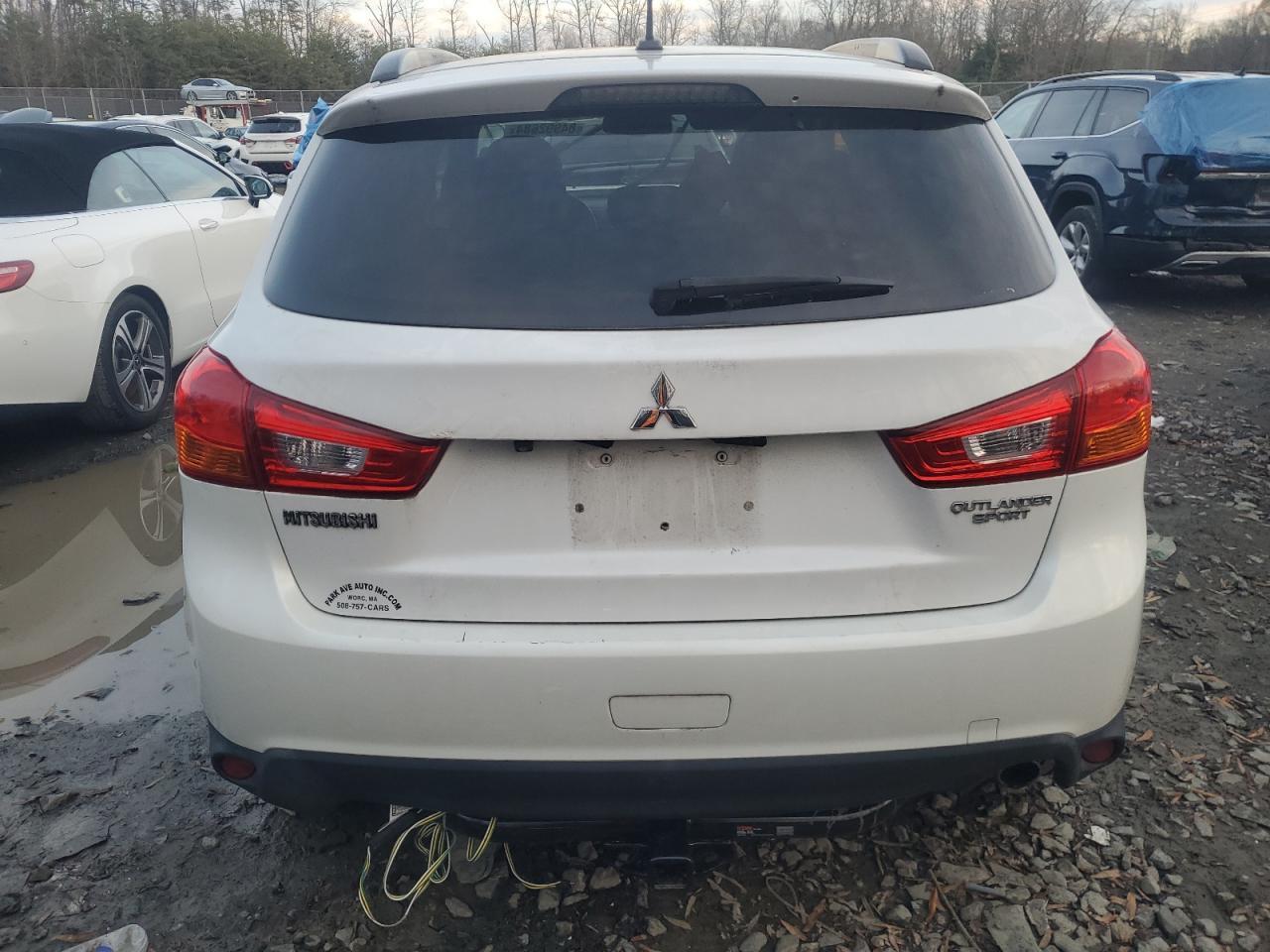 2014 Mitsubishi Outlander Sport Se - Фото 6