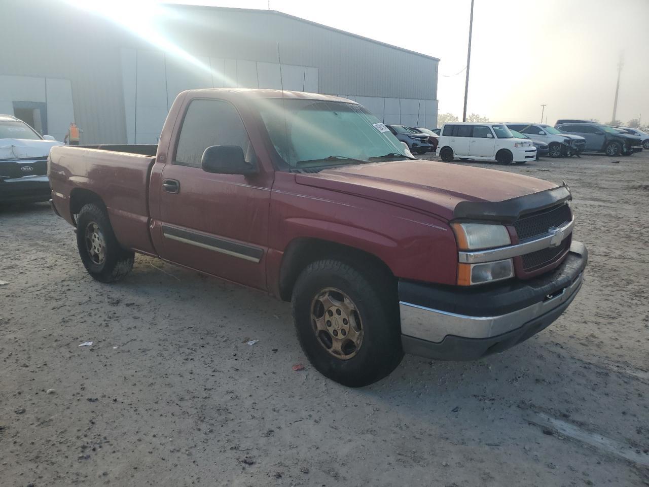 2004 Chevrolet Silverado C1500 - Image 4
