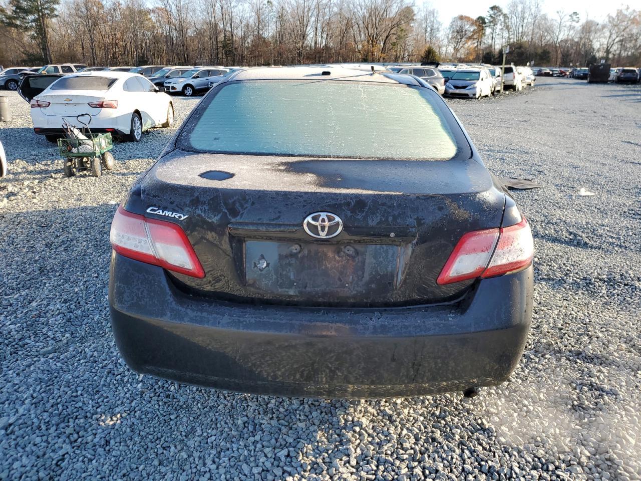 2011 Toyota Camry Base - Image 6