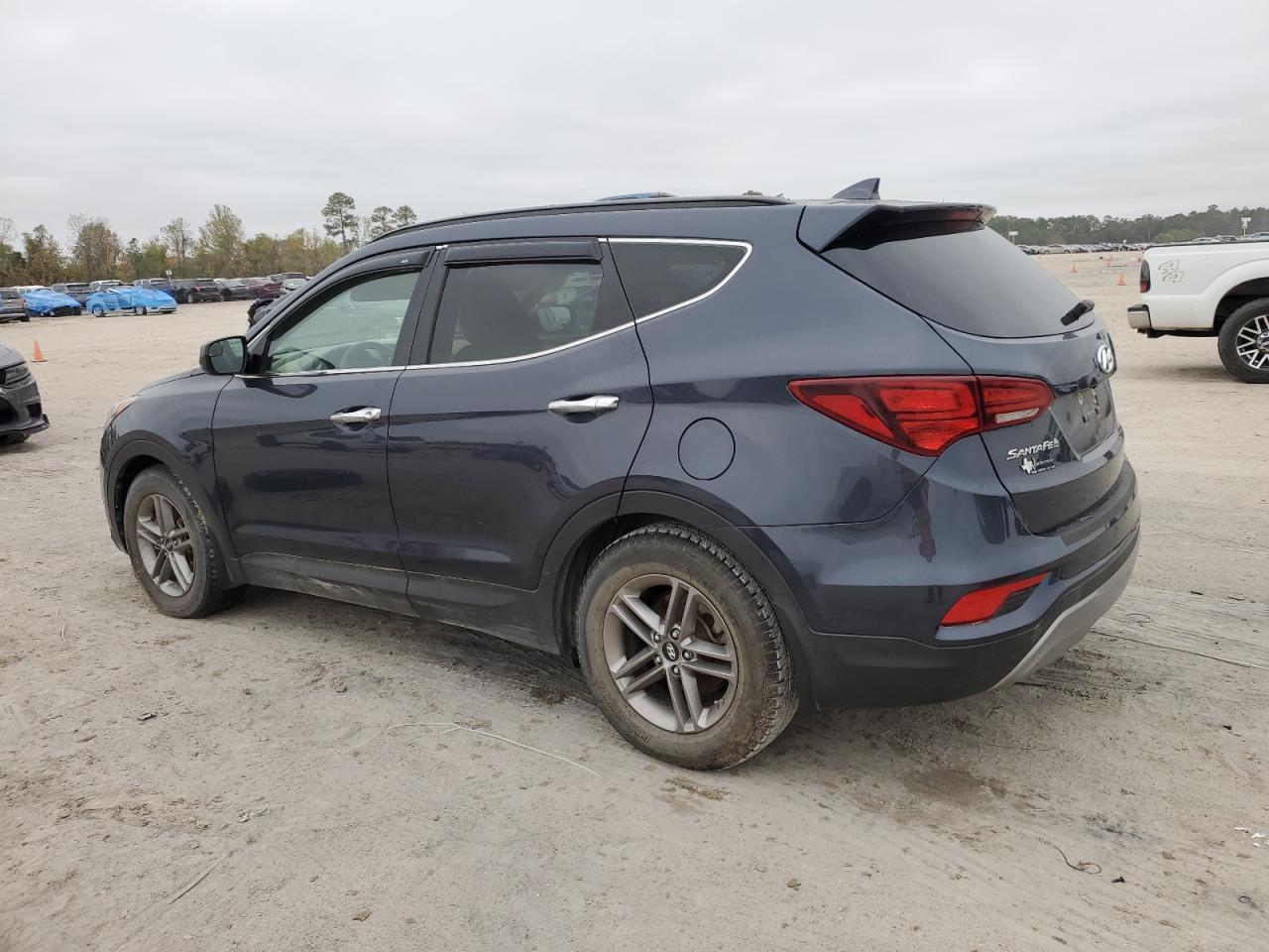2017 Hyundai Santa Fe Sport - Фото 2
