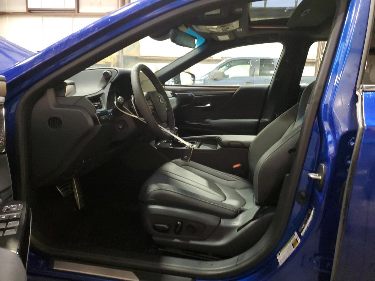 2023 Lexus Es 300H F Sport Handling - Фото 7