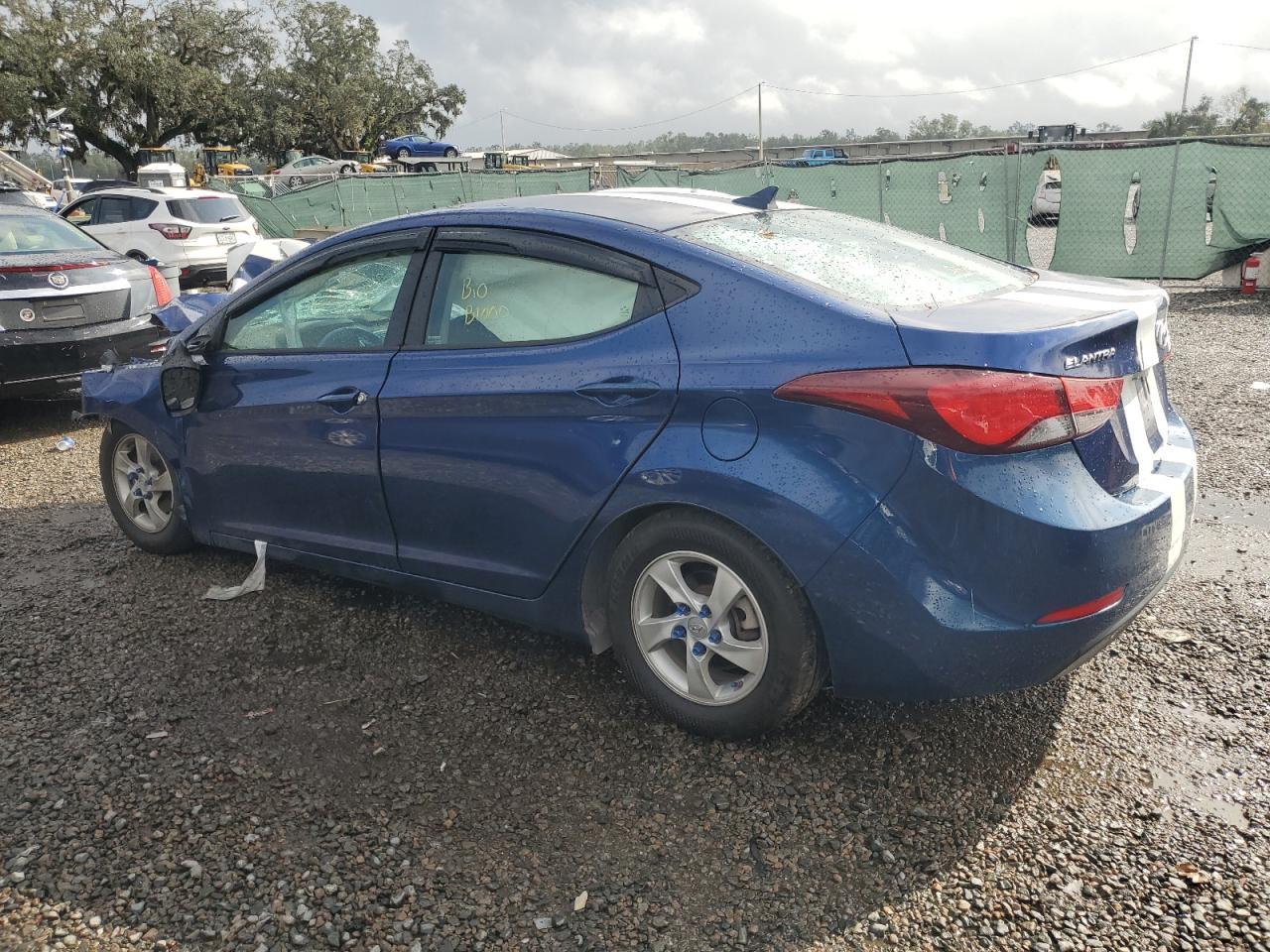 2015 Hyundai Elantra Se - Фото 2