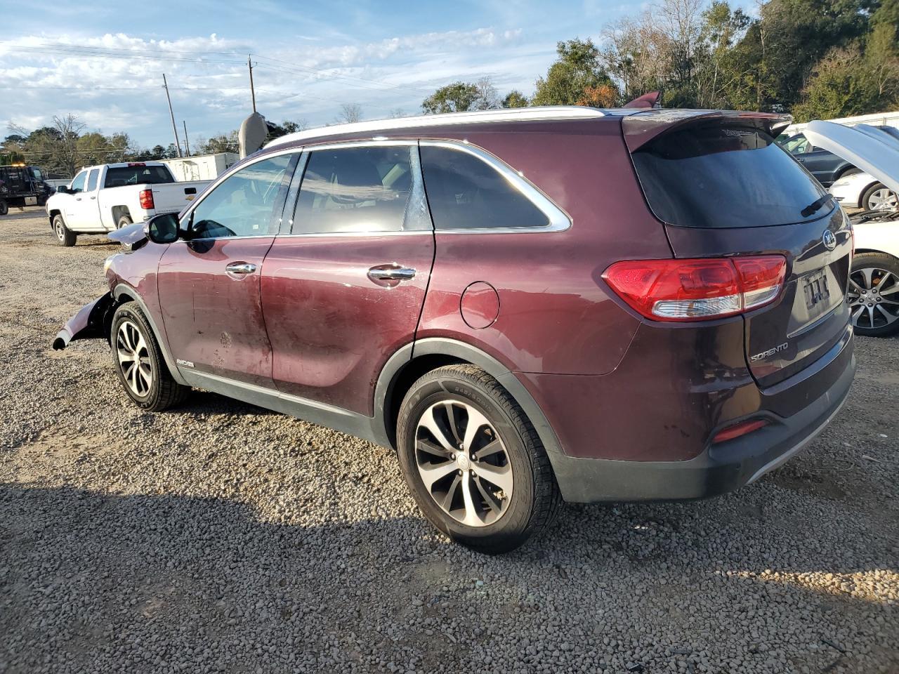 2016 Kia Sorento Ex - Image 2