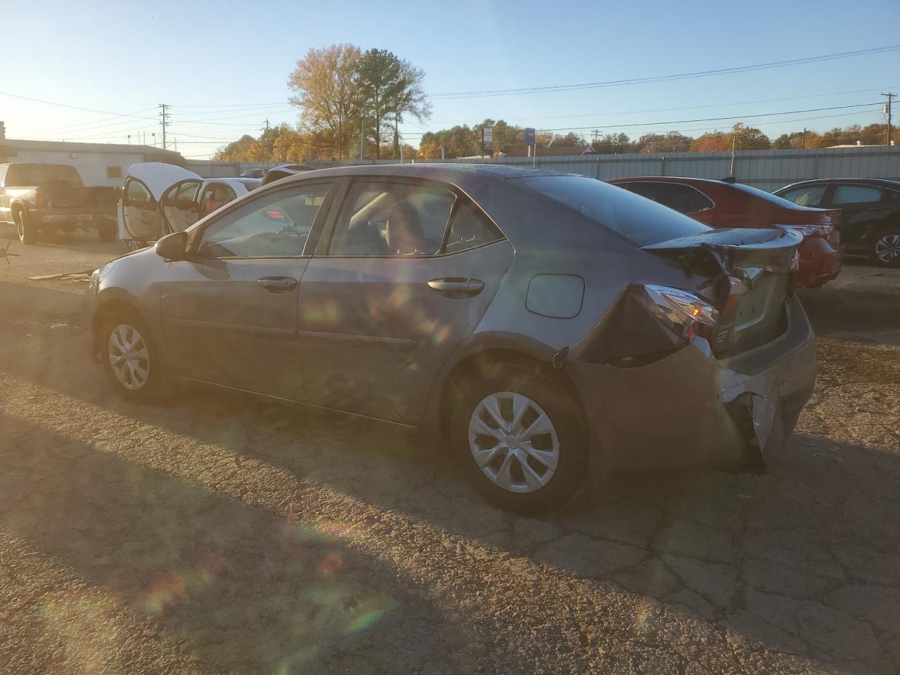 2015 Toyota Corolla Eco - Фото 2