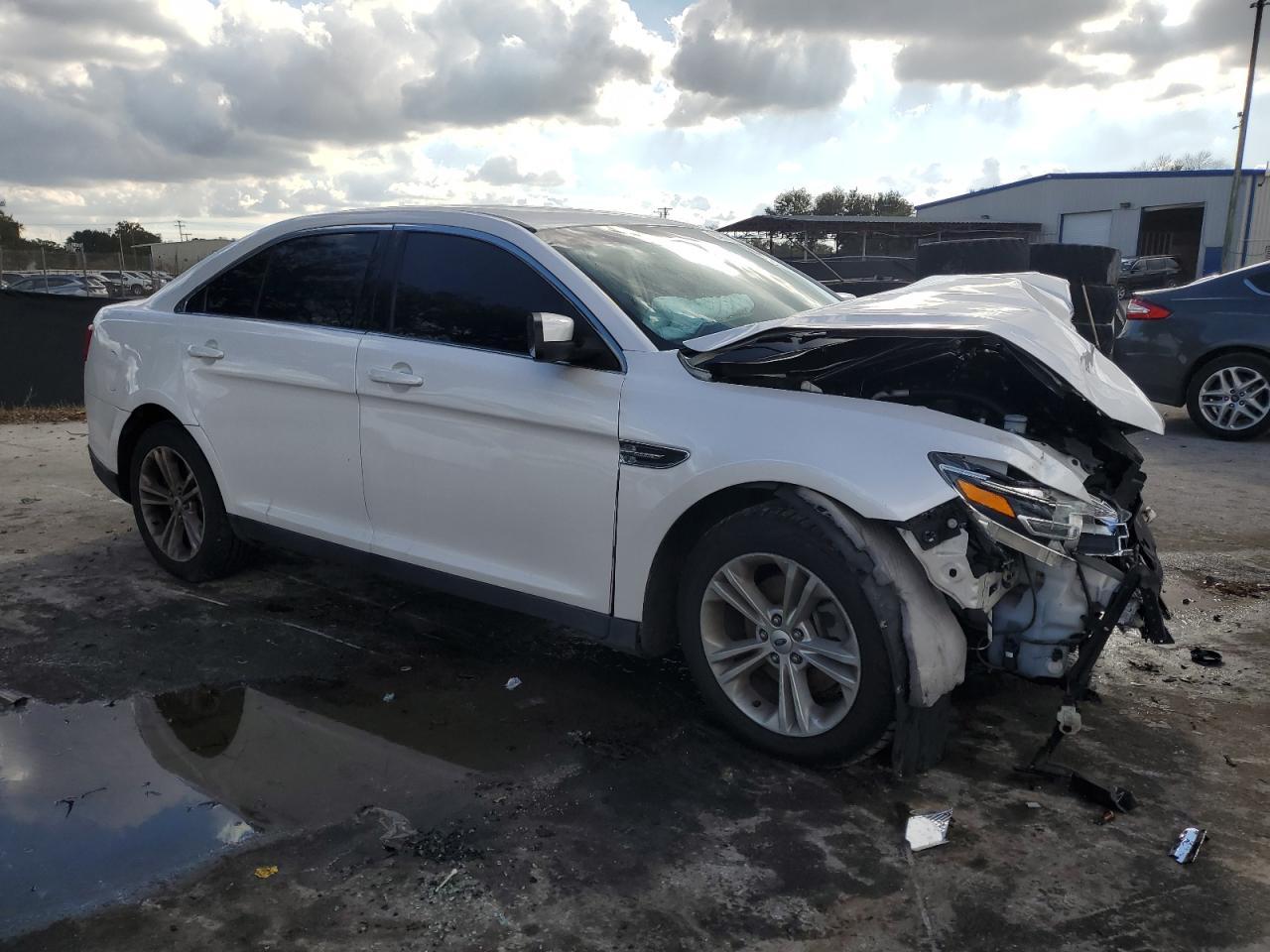 2018 Ford Taurus Sel - Image 4